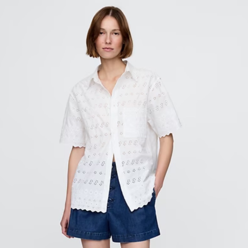 Gap × DÔEN White Eyelet Button Down Medium